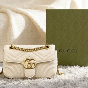 Gucci GG Marmont Small Matelassé Shoulder Bag